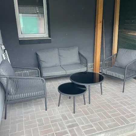 Na Hejtmance U Letiste V Mlade Boleslavi Apartman *
